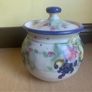 Clouds Folsom pottery 2001 multicolor floral decor